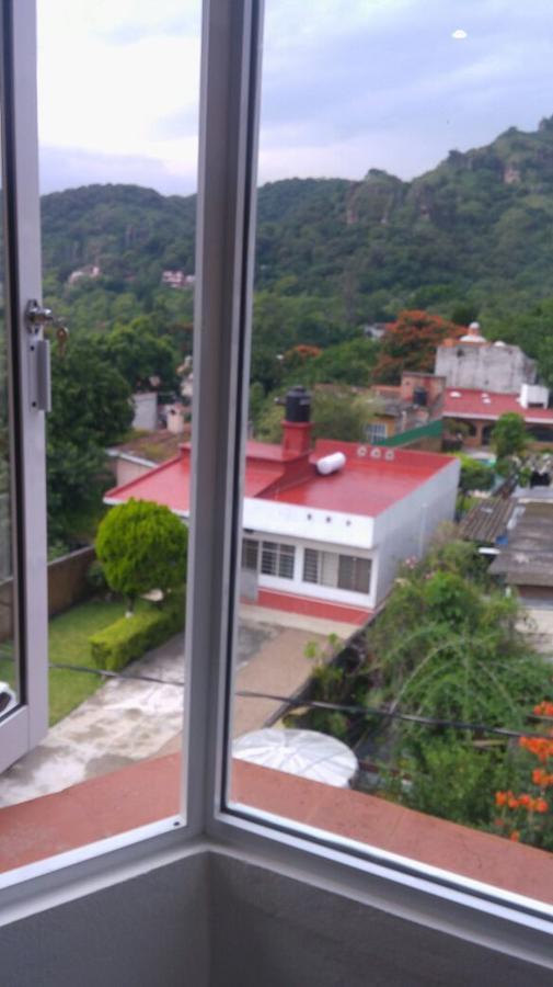 Hospedaje Casa Verde 테포츨란 외부 사진